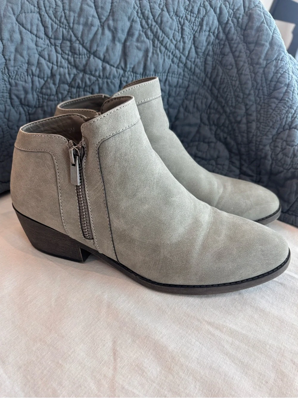 Maurices Gray Faux Suede Side Zip Ankle Booties Size 9 NWOT